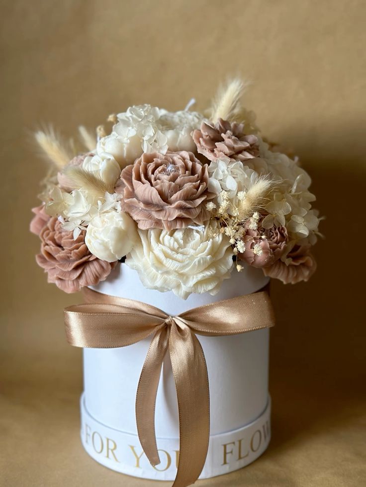 BOTANI GLOW SCENTED CANDLE BOUQUET